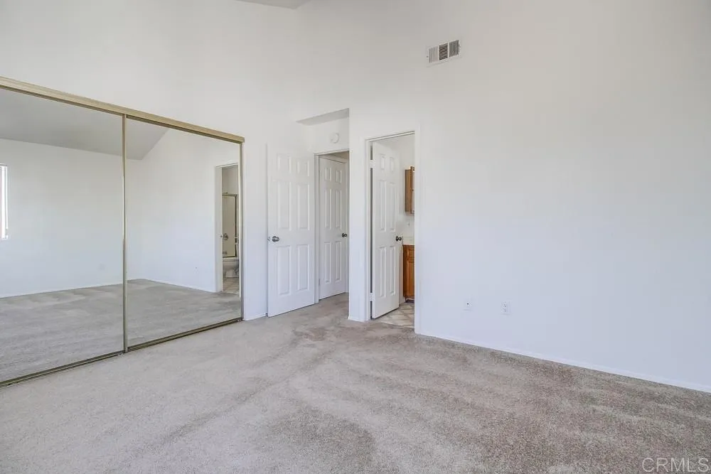 152 Evergreen Ave Unit 4