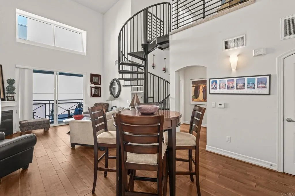 525 11th Avenue Unit 1501
