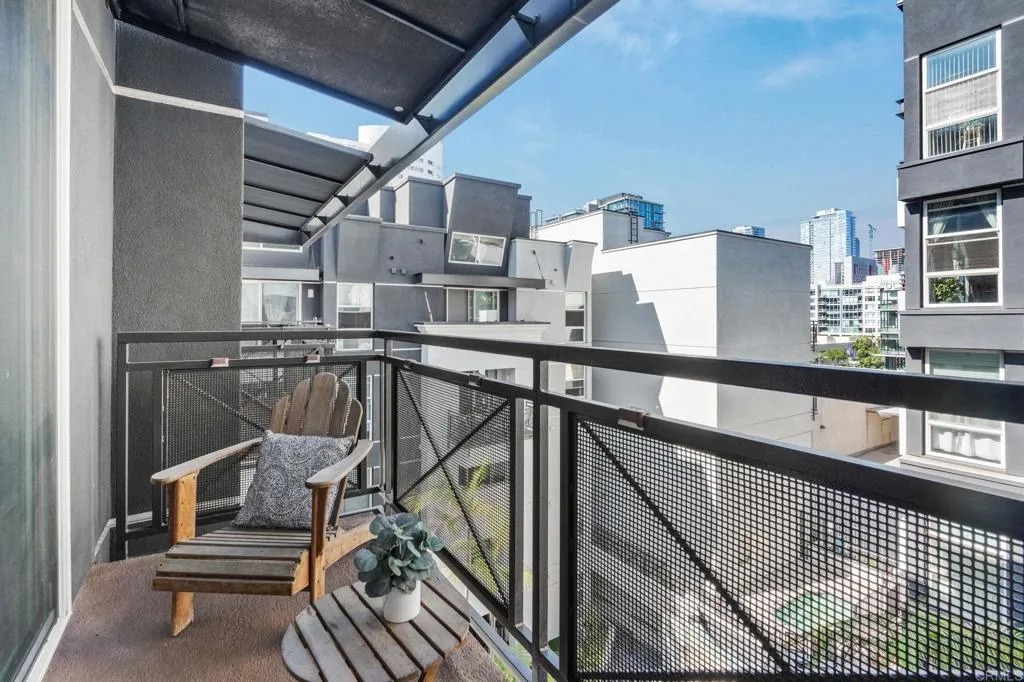 525 11th Avenue Unit 1501