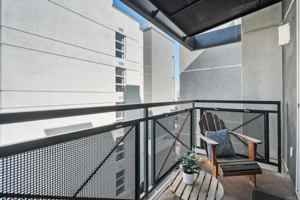 525 11th Avenue Unit 1501