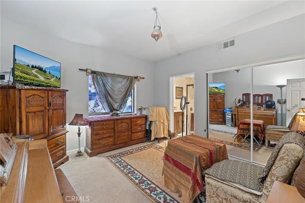 861 S Windsor Boulevard Unit 105