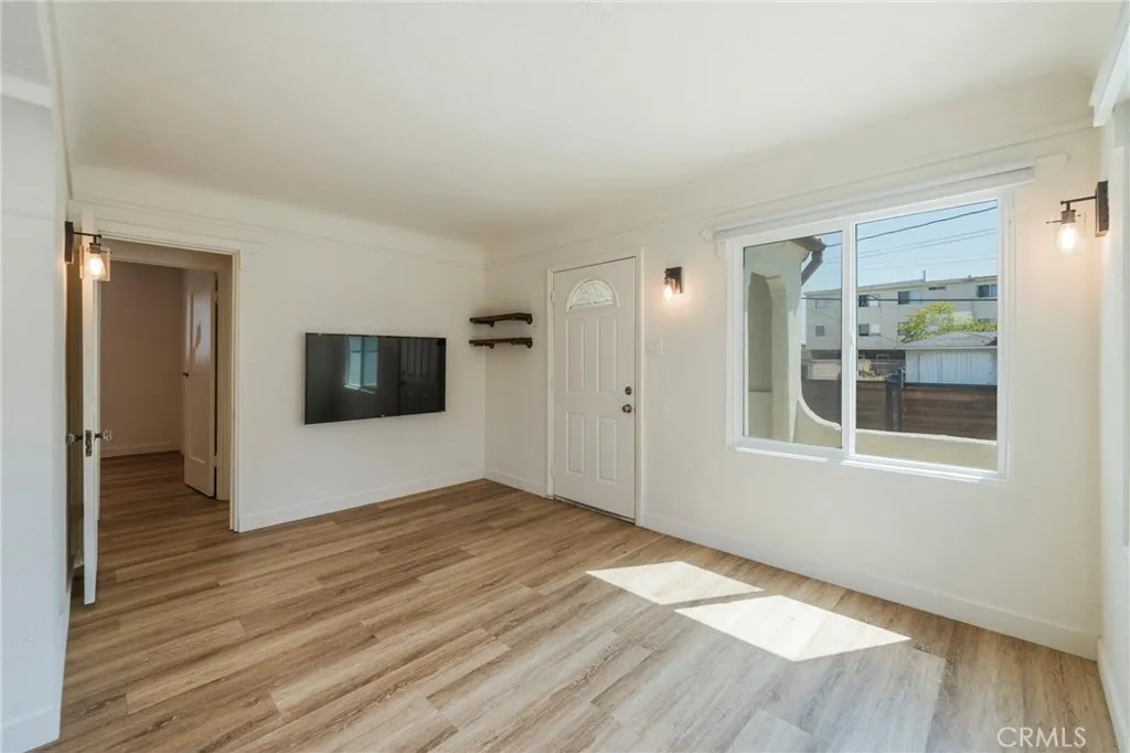 26021 President Avenue