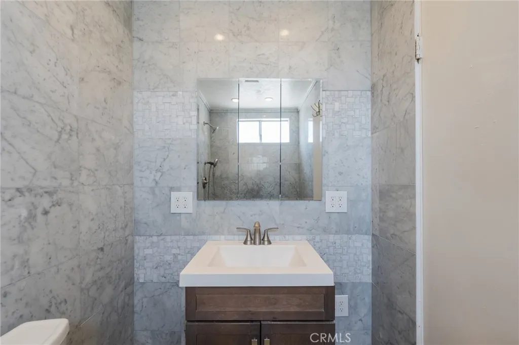 26021 President Avenue