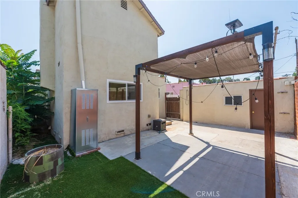 26021 President Avenue