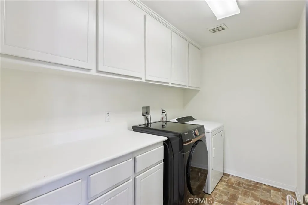 29144 Lighthouse Court