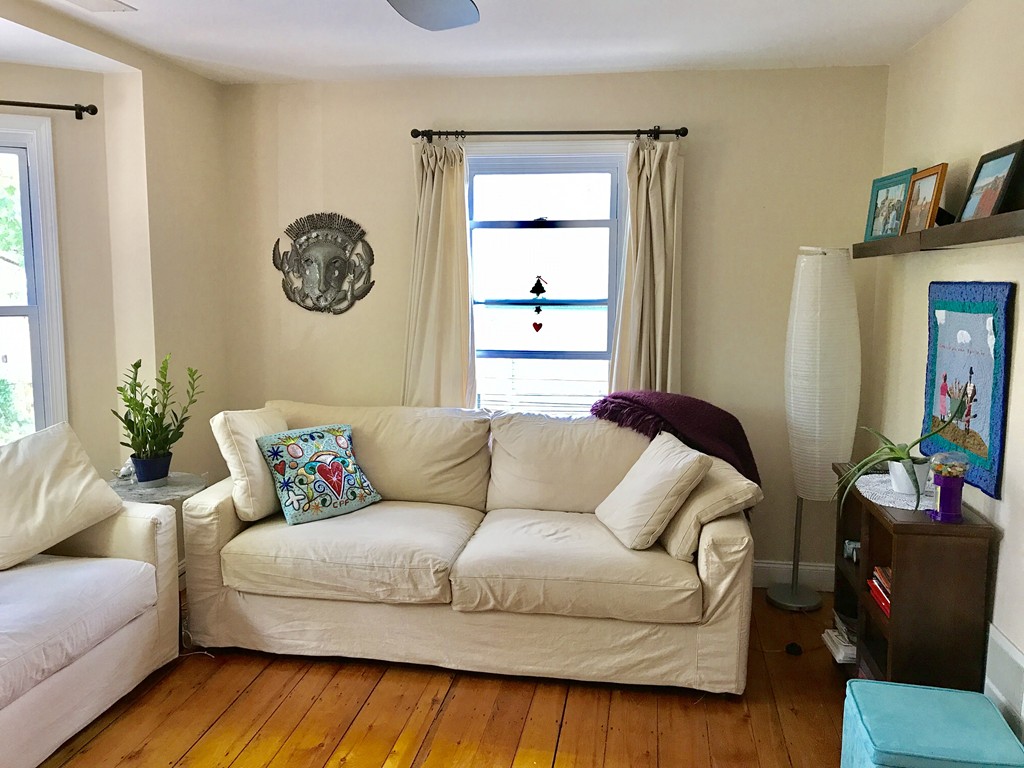 27 Chalk Street # 2