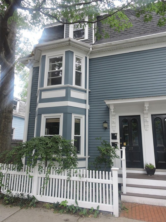 27 Chalk Street # 2