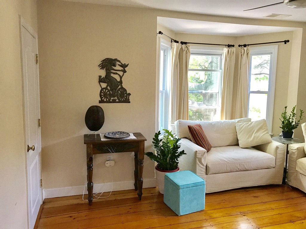 27 Chalk Street # 2
