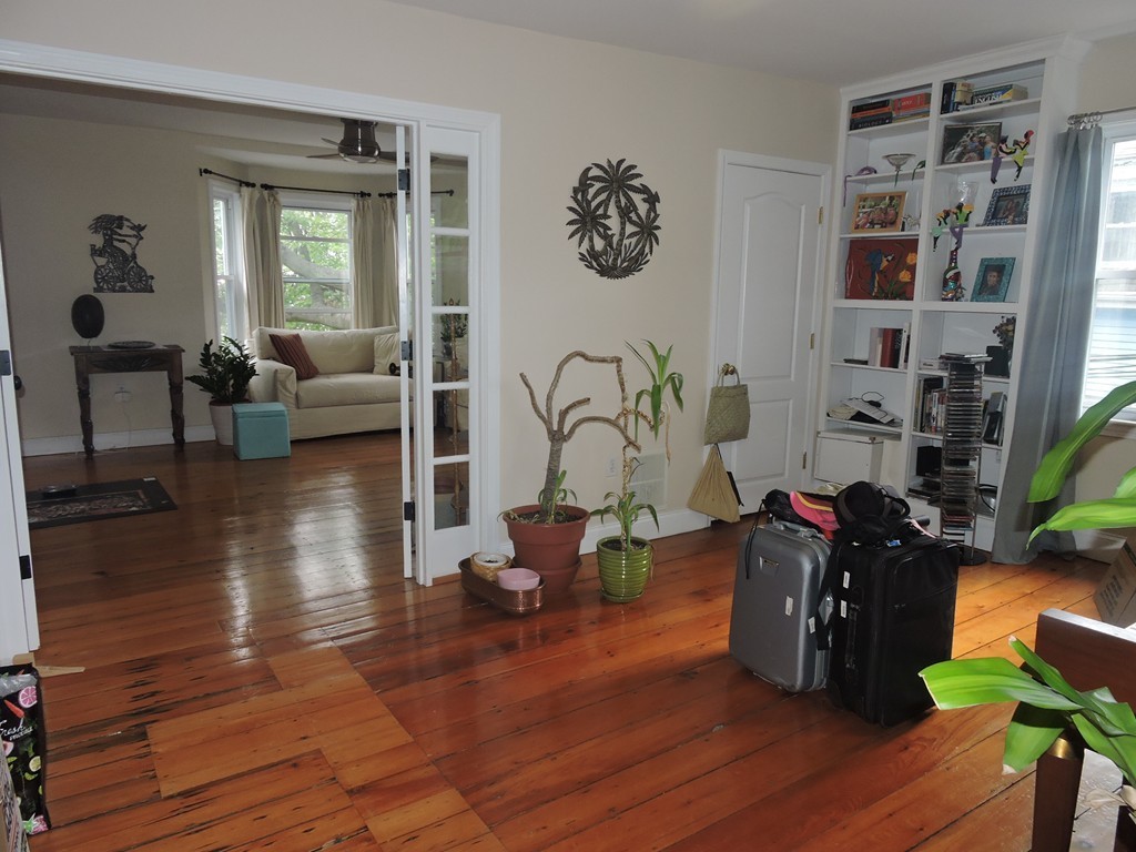 27 Chalk Street # 2