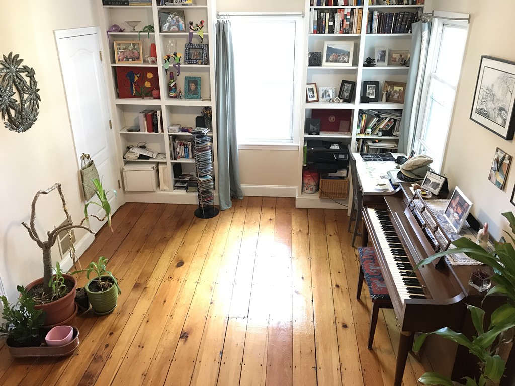 27 Chalk Street # 2