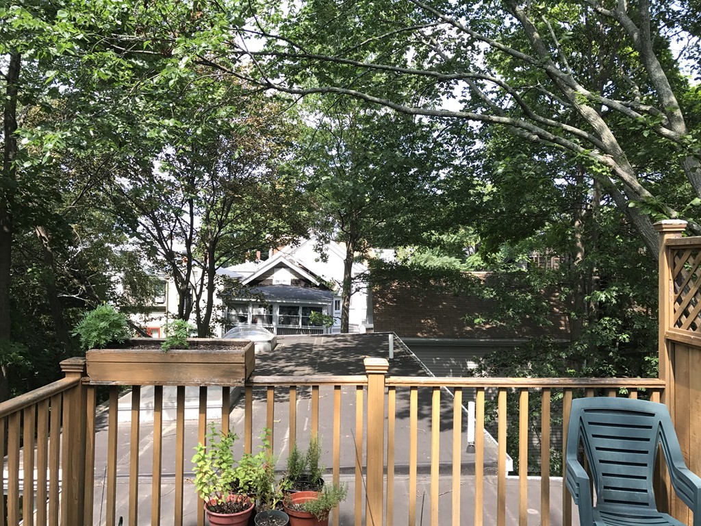 27 Chalk Street # 2