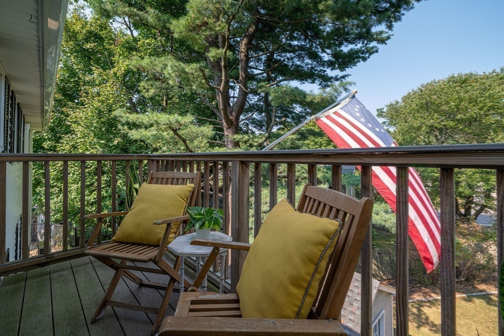 27 Jeffrey Rd