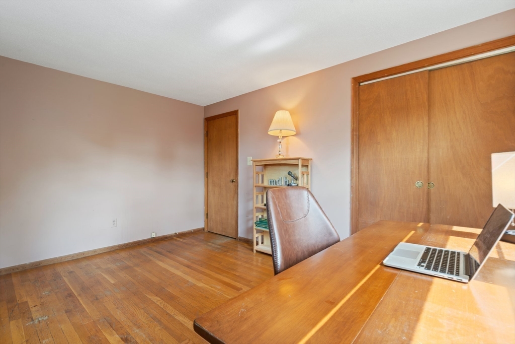 27 Jeffrey Rd