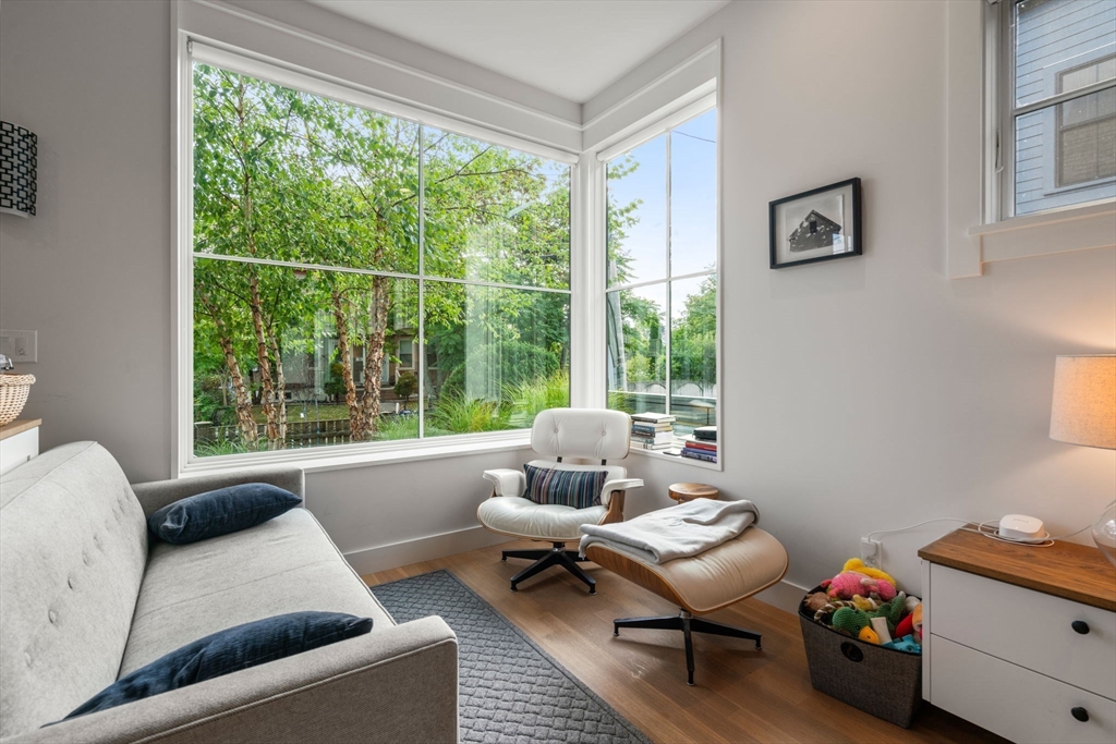 136 Cushing St # 136