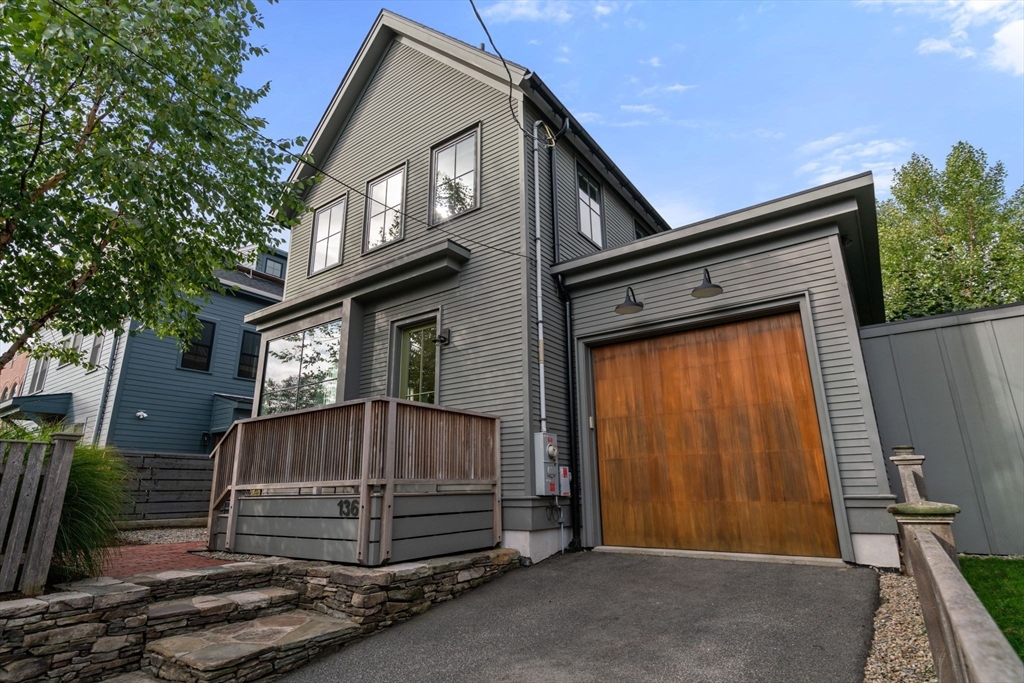 136 Cushing St # 136