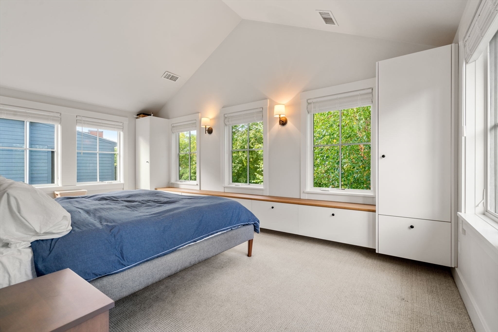 136 Cushing St # 136
