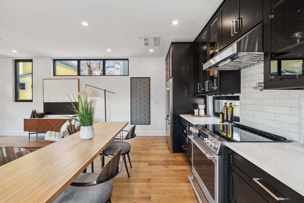 23 Reed Street # 2