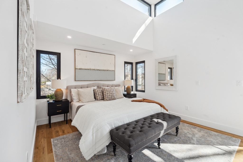 23 Reed Street # 2