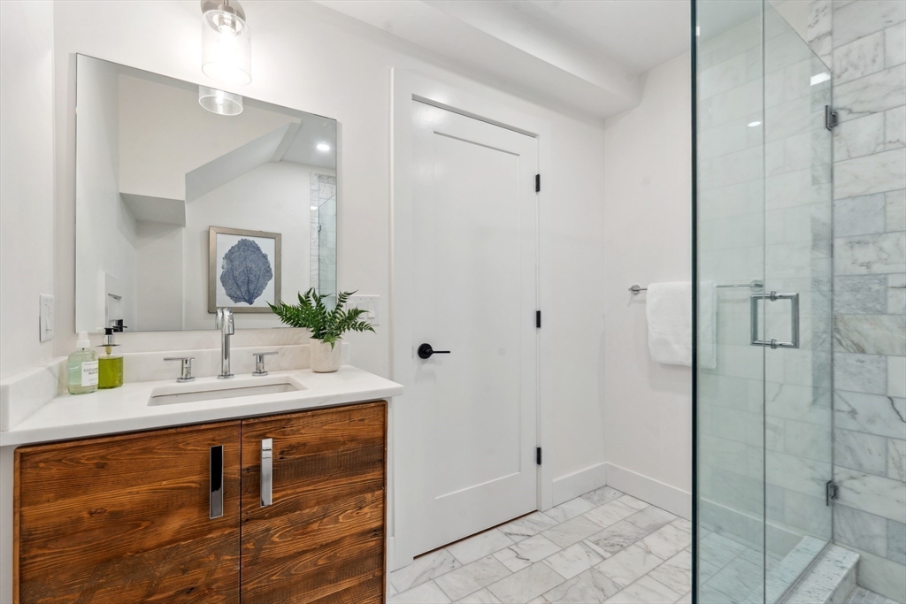 23 Reed Street # 2