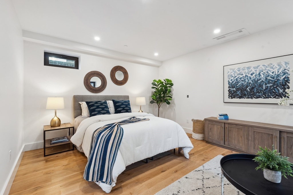 23 Reed Street # 2