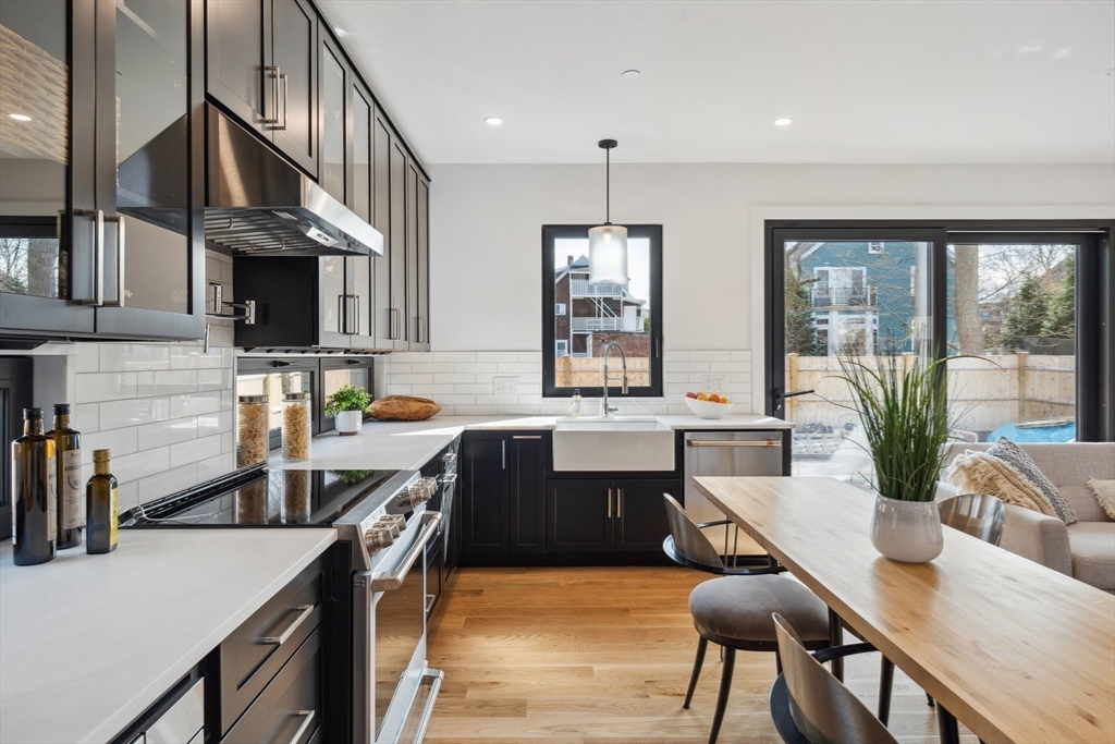 23 Reed Street # 2
