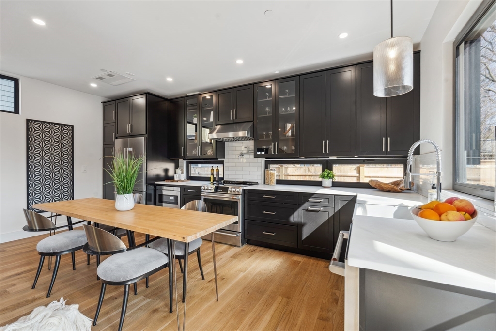 23 Reed Street # 2