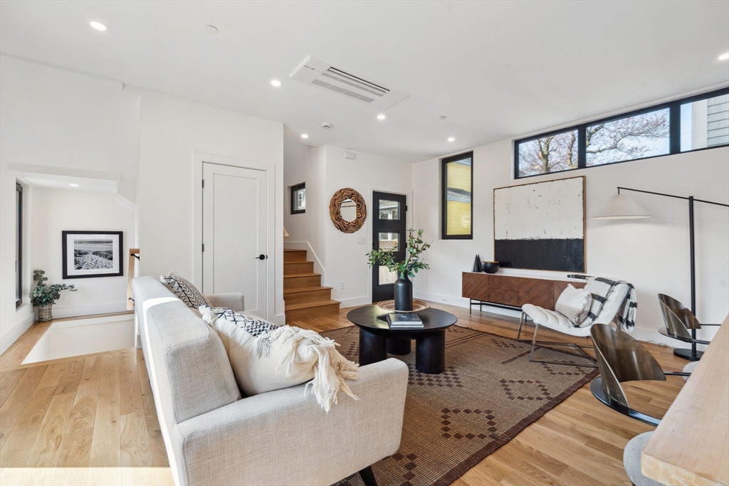 23 Reed Street # 2