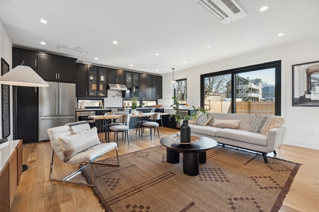 23 Reed Street # 2