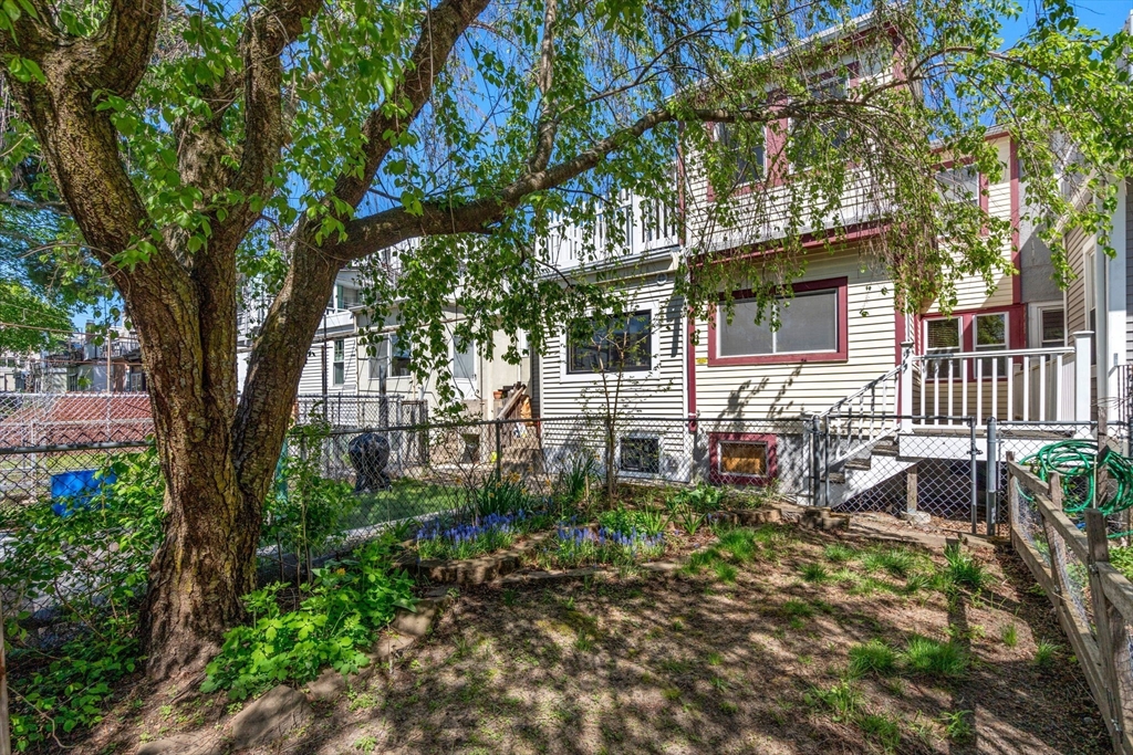35 Berkeley St