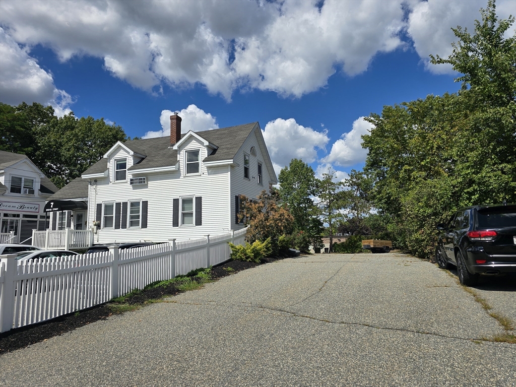7 Bridge Street # 11