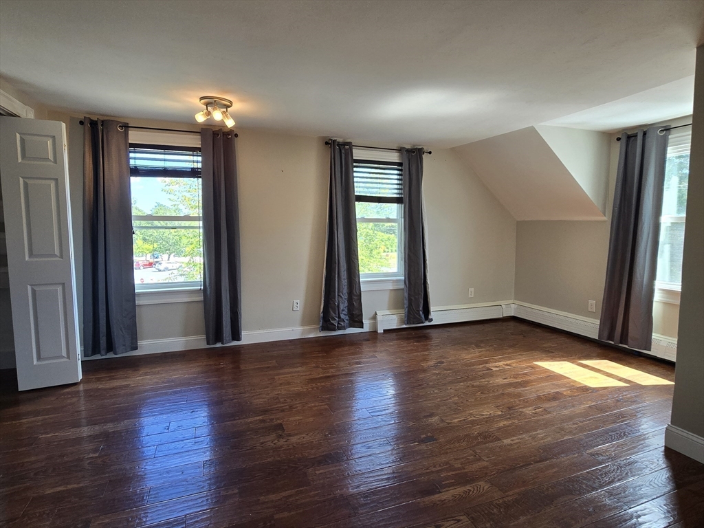 7 Bridge Street # 11