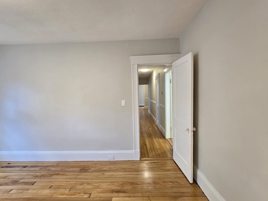 8-10 Chatham St # 4