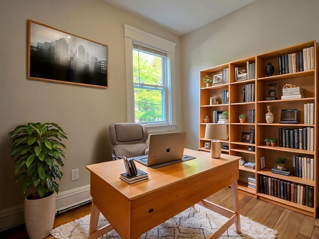 8-10 Chatham St # 4