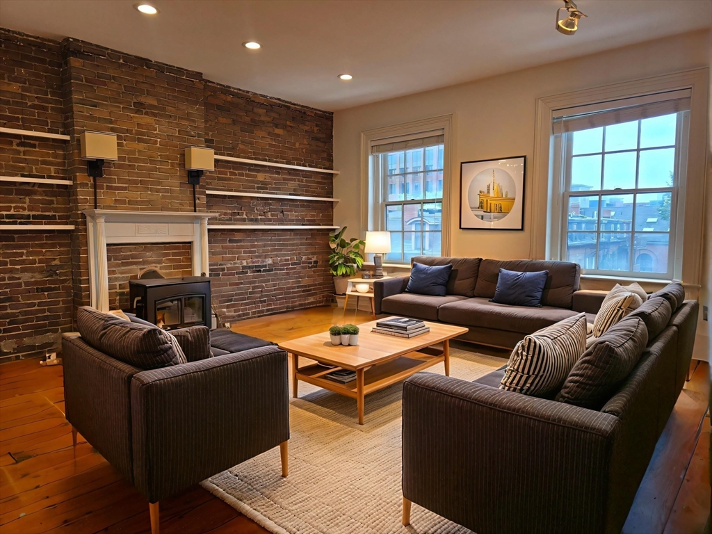 61 Otis St # 3