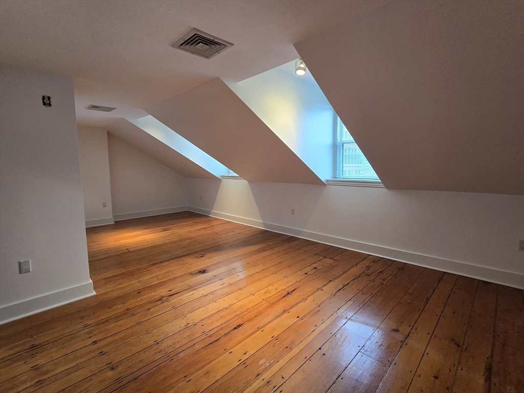 61 Otis St # 3