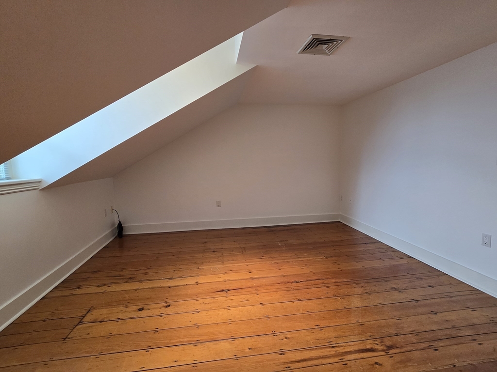61 Otis St # 3