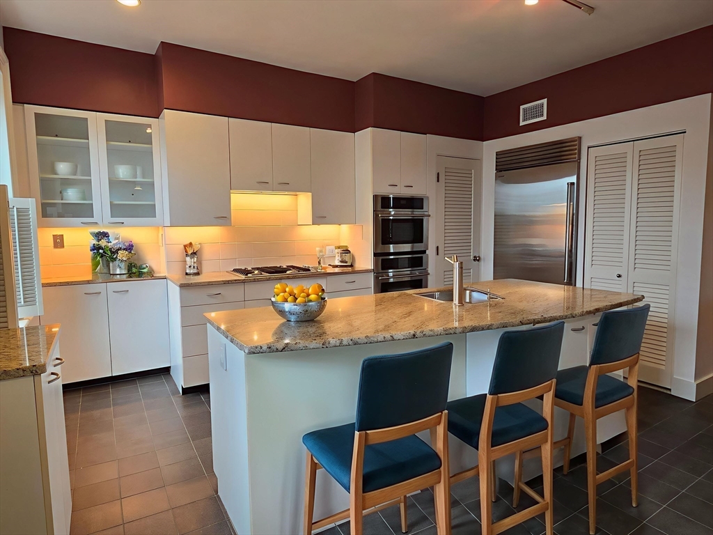 61 Otis St # 3