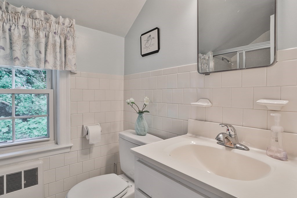 38 Norwich Circle, Medford