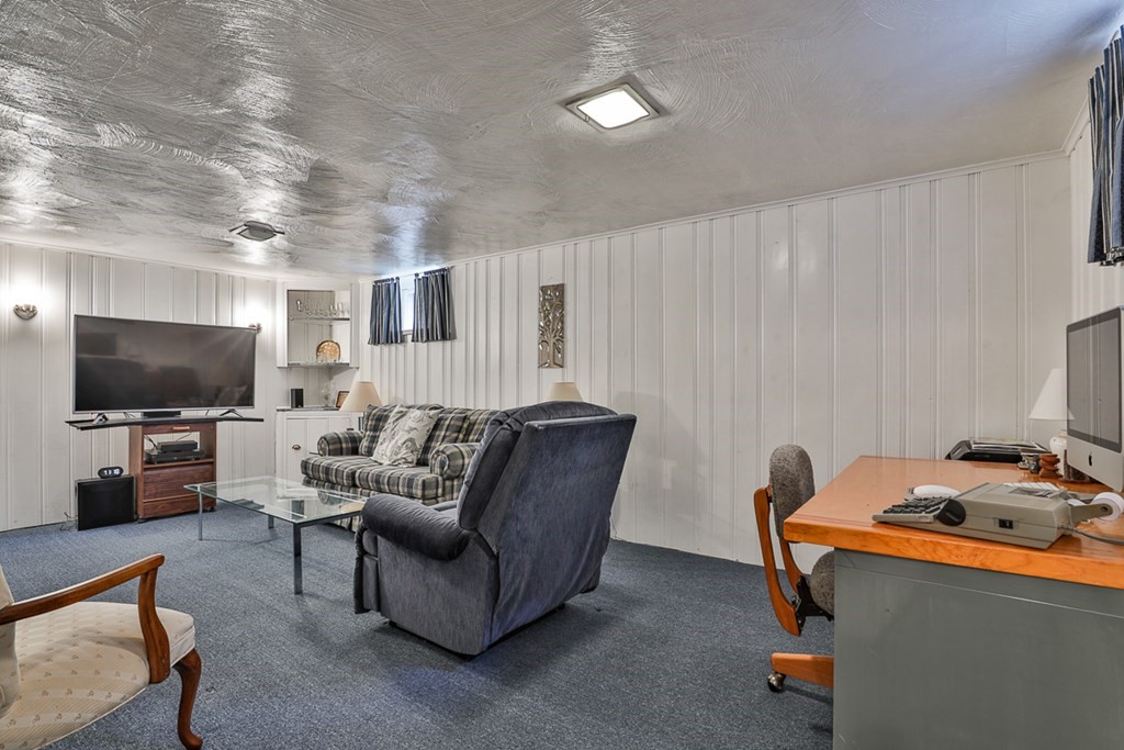 38 Norwich Circle, Medford