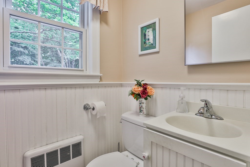 38 Norwich Circle, Medford