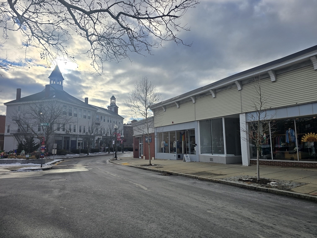 464-460 Massachusetts Ave