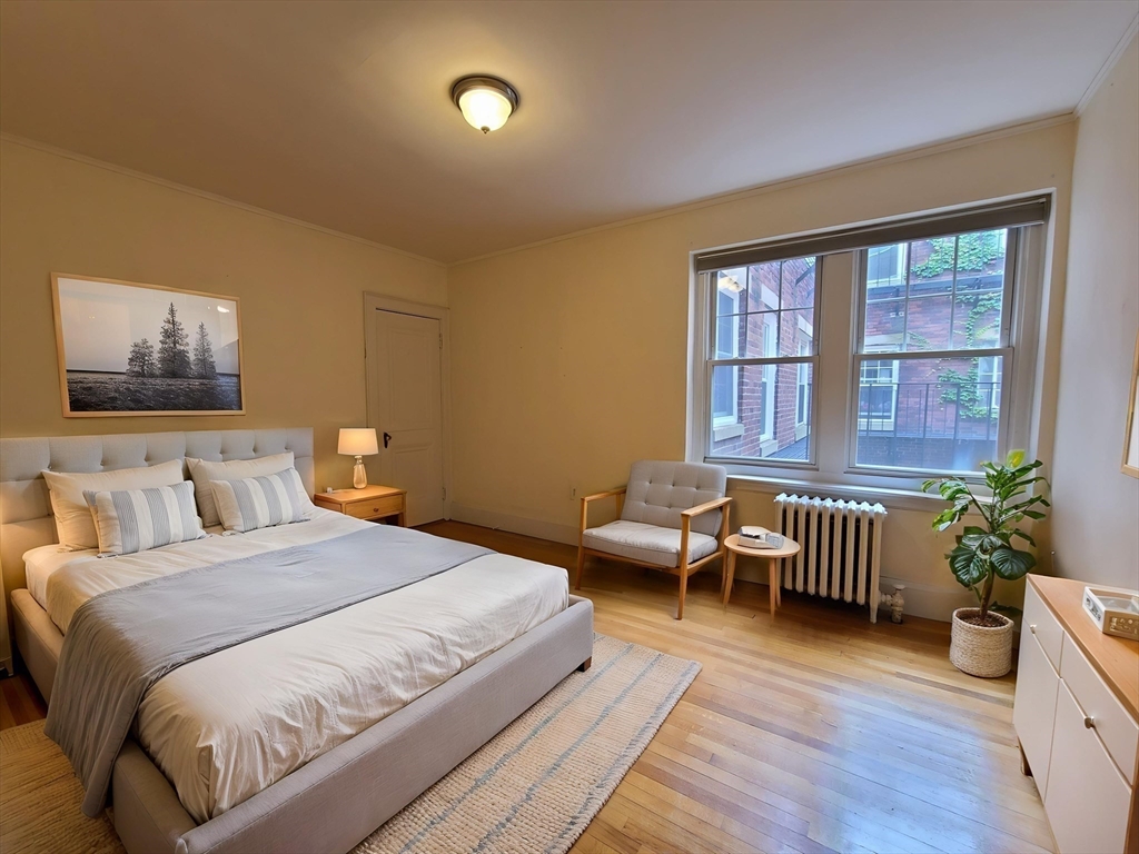 22 Concord Avenue # 11