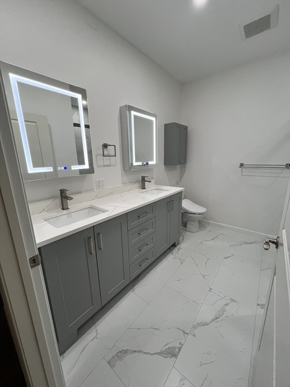 2009 Symmes Cir # 2009