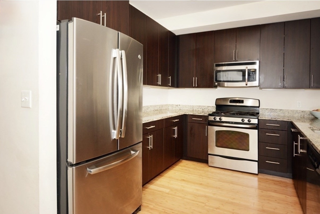 2009 Symmes Cir # 2009