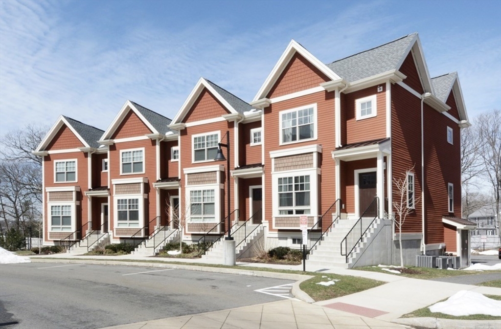 2009 Symmes Cir # 2009