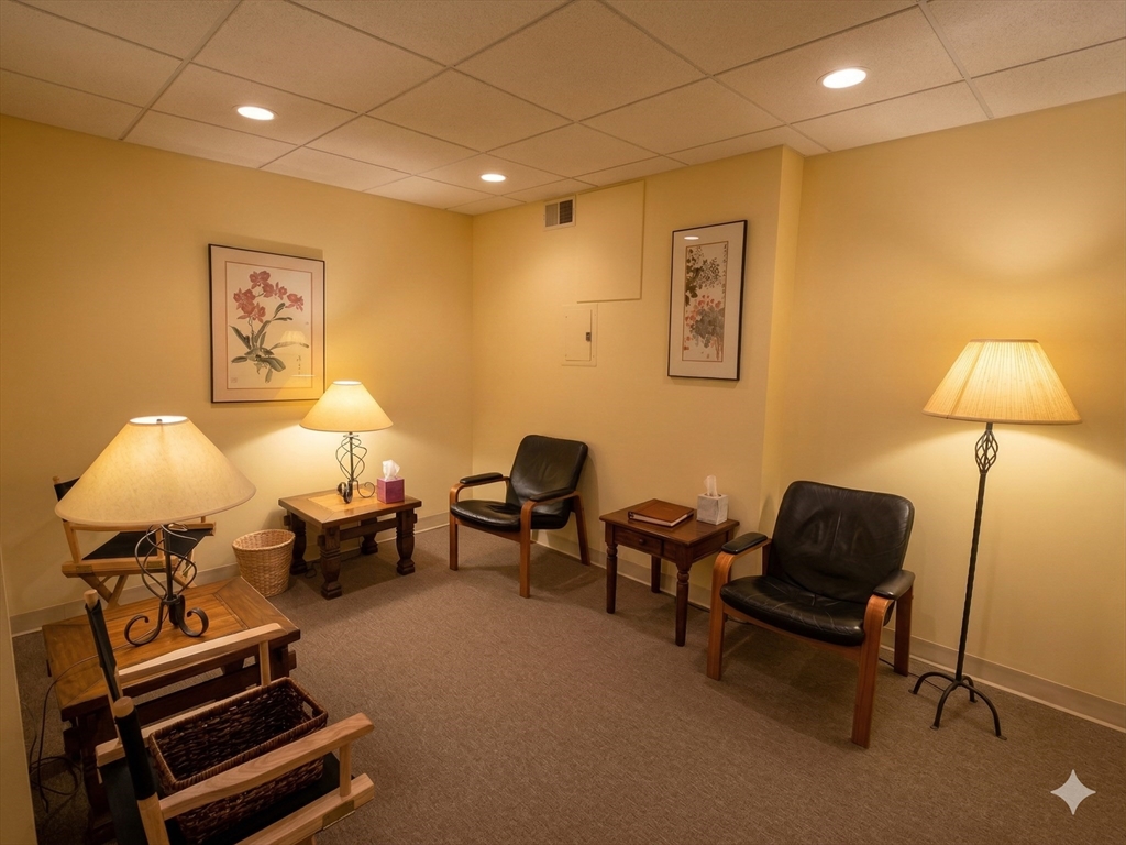 1105 Massachusetts Ave # 2A