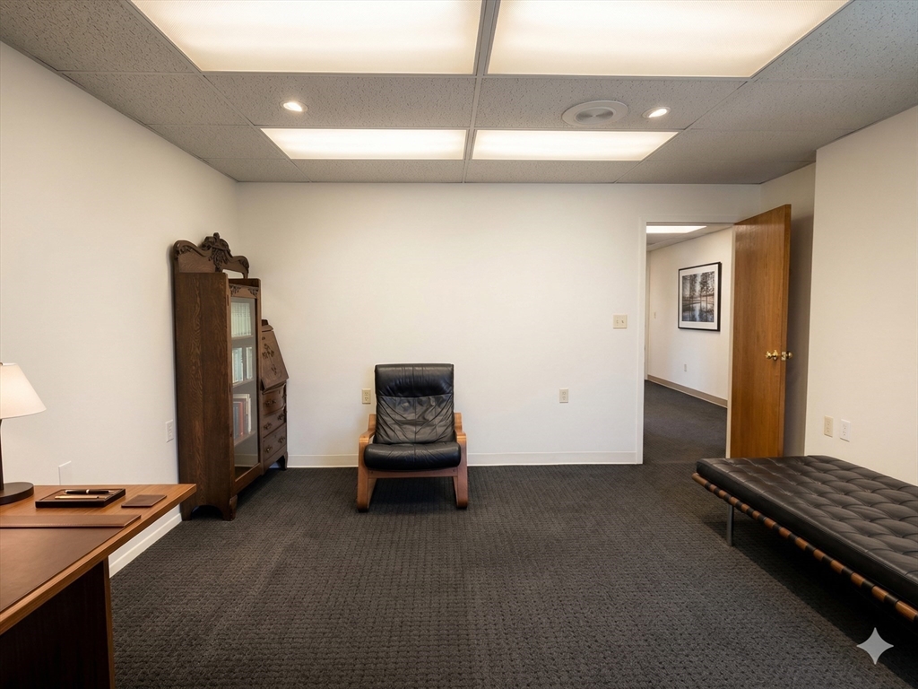 1105 Massachusetts Ave # 2A