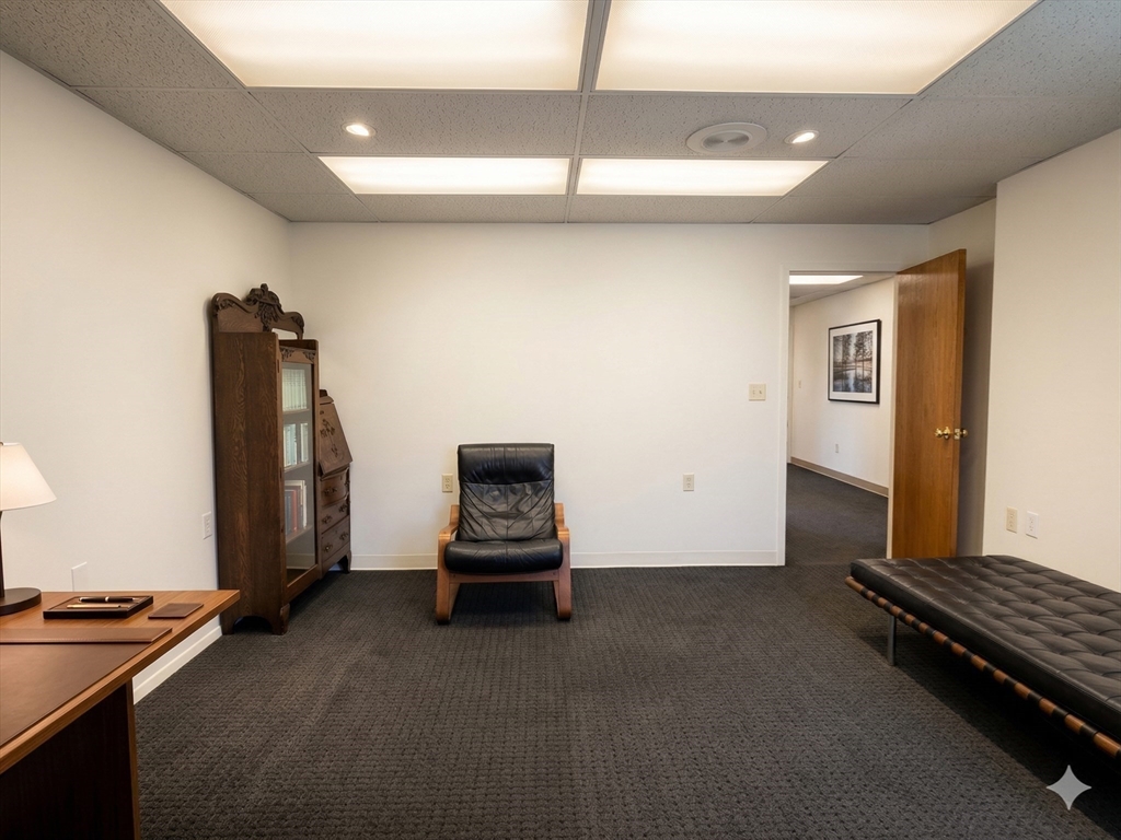 1105 Massachusetts Ave # 2A