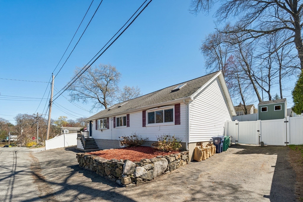 68 Marshall St