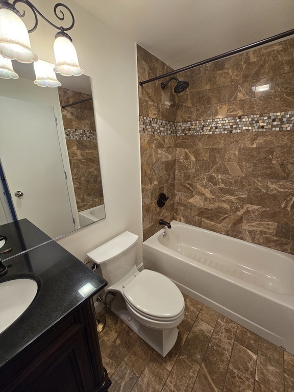 950 Massachusetts Ave Unit: PH1